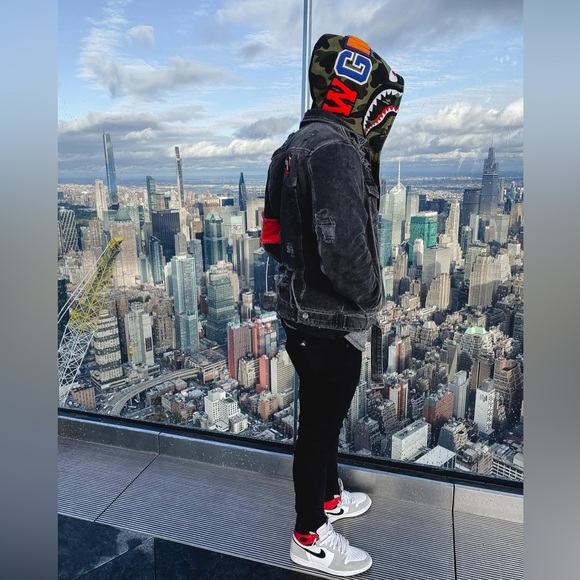 Jaffary Studios distressed denim light black trucker jacket love Sz medium EUC - Picture 5 of 9